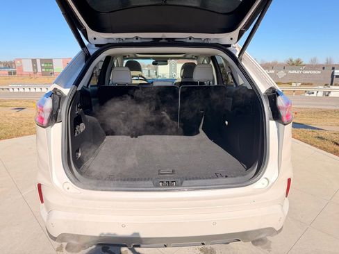 Used 2019 Ford Edge Titanium w/ Equipment Group 301A image 31