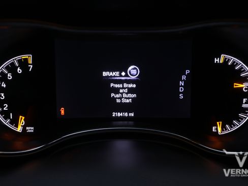 Used 2015 Jeep Grand Cherokee Laredo w/ Quick Order Package 23E image 21