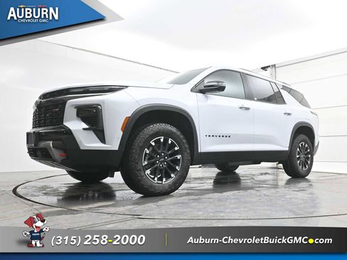 New 2026 Chevrolet Traverse Z71 w/ Enhanced Driving Package image 17