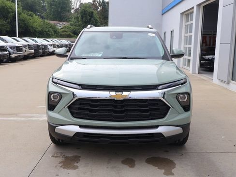 New 2026 Chevrolet TrailBlazer LT w/ Convenience Package AWD/4WD image 5