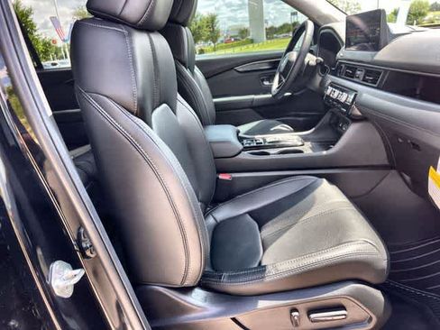 Certified 2026 Honda Pilot EX-L image 12