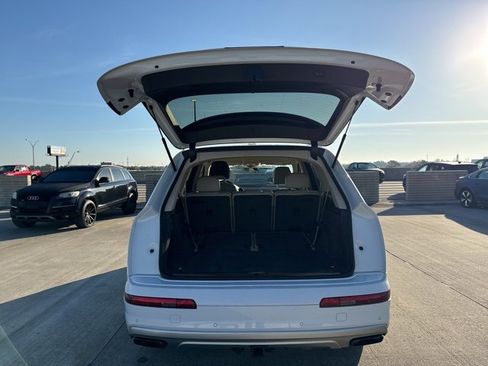 Used 2017 Audi Q7 3.0T Premium Plus image 9