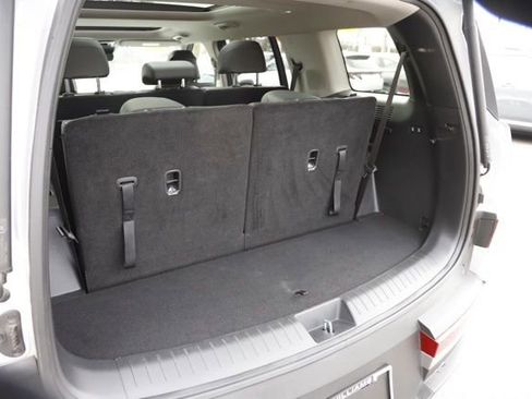 Certified 2025 Hyundai Santa Fe Limited image 7