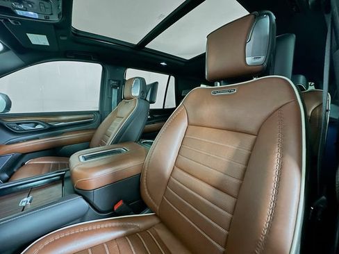 Certified 2024 GMC Yukon Denali Ultimate AWD/4WD image 26