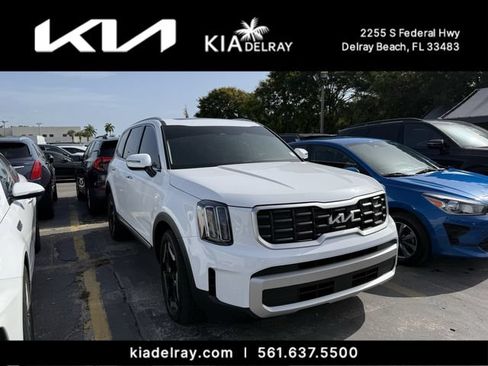 Certified 2025 Kia Telluride S FWD image 6