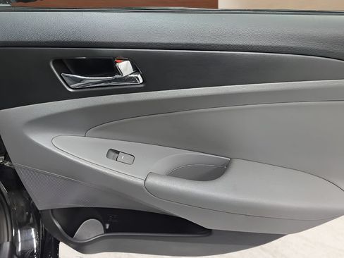 Used 2014 Hyundai Sonata GLS w/ Popular Equipment Group 2 FWD image 22