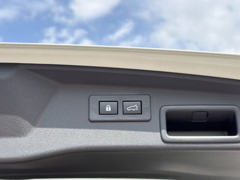 New 2026 Subaru Outback Limited image 16