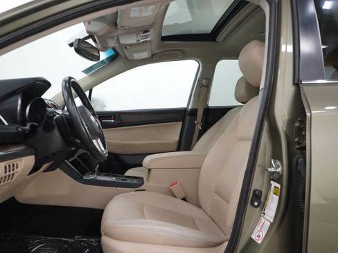 Used 2016 Subaru Outback 2.5i Limited AWD/4WD image 24