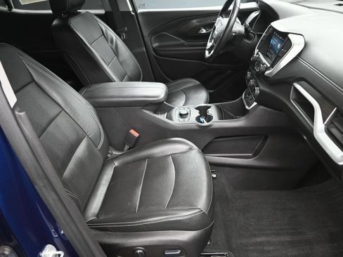 Used 2022 GMC Terrain SLT w/ LPO, Floor Liner Package AWD/4WD image 36