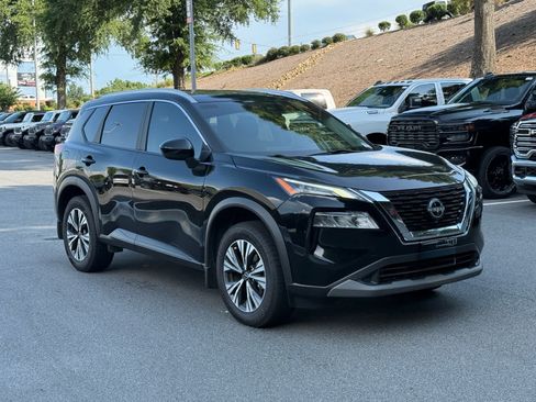 Used 2023 Nissan Rogue SV w/ SV Premium B Package FWD image 7