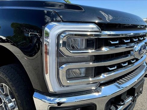 Used 2024 Ford F250 Lariat image 41