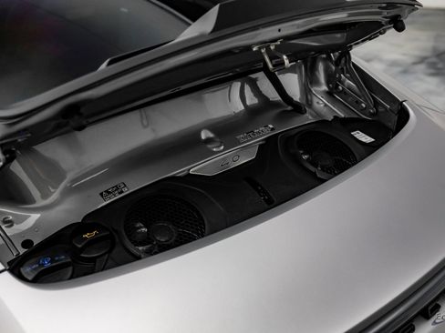 Used 2024 Porsche 911 GT3 image 86