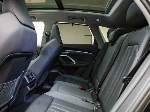 Certified 2025 Audi Q5 Premium Plus w/ Premium Plus image 20