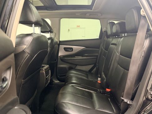 Used 2020 Nissan Murano SL w/ Moonroof Package AWD/4WD image 22