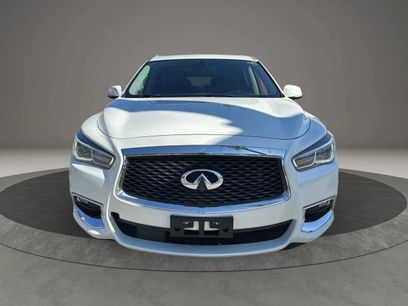 Used 2020 INFINITI QX60 Luxe w/ Essential Package