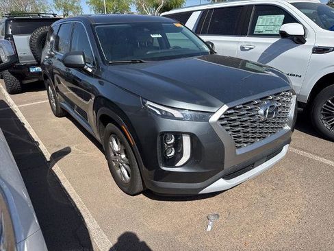 Used 2021 Hyundai Palisade SE image 2
