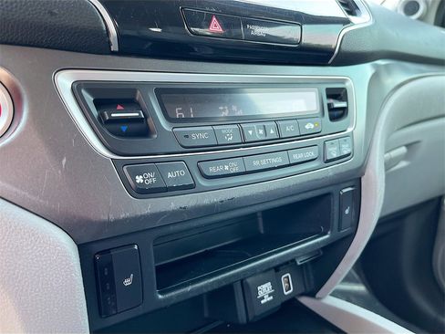 Used 2022 Honda Pilot EX-L image 15