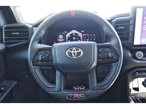 Used 2023 Toyota Sequoia image 15
