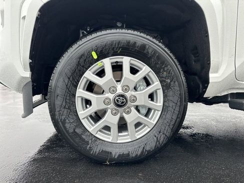 New 2026 Toyota Tacoma SR5 image 10