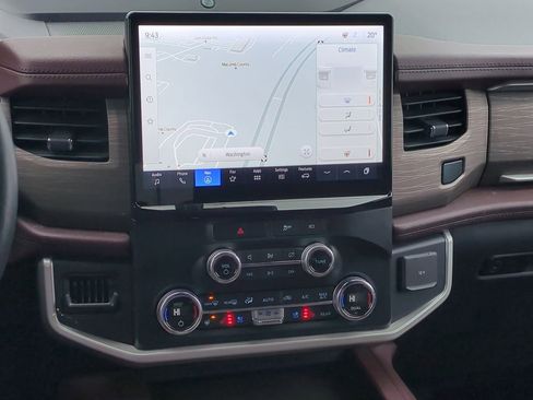 Used 2022 Ford Expedition Max Limited image 30