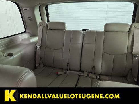 Used 2006 Cadillac Escalade AWD image 22