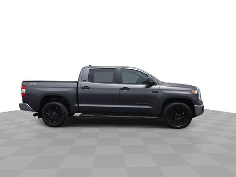 Used 2021 Toyota Tundra SR5 w/ SR5 Leather Package RWD image 9