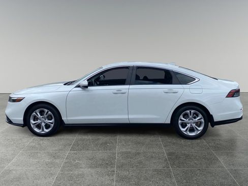 Used 2025 Honda Accord LX image 2