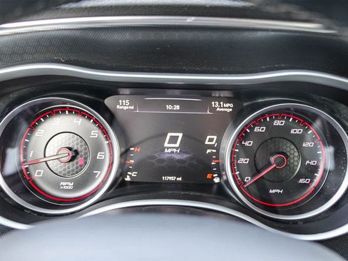 Used 2018 Dodge Charger R/T image 3