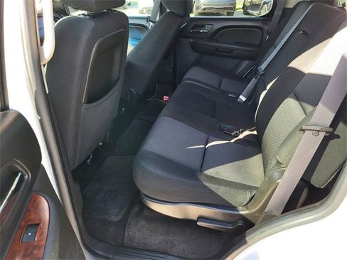 Used 2012 Chevrolet Tahoe LS image 17
