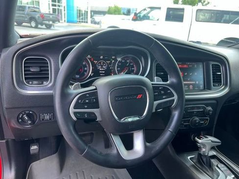 Used 2015 Dodge Charger SXT RWD image 16