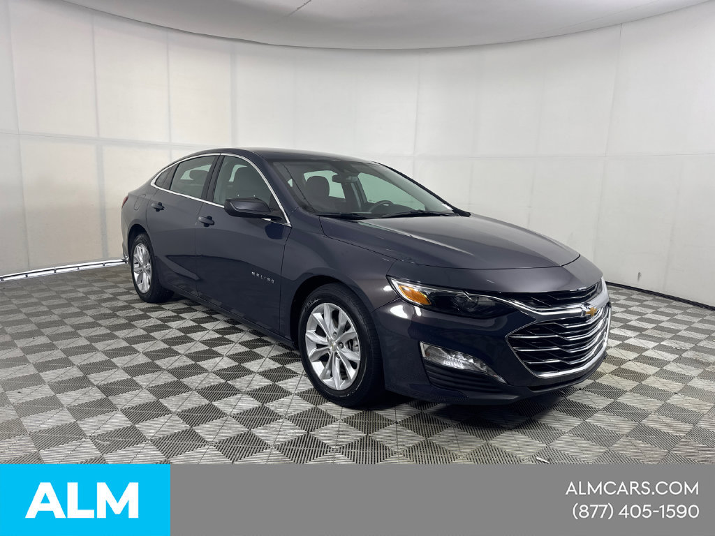 Used 2025 Chevrolet Malibu LT FWD image 3