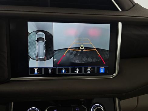 Used 2023 GMC Yukon XL Denali image 34