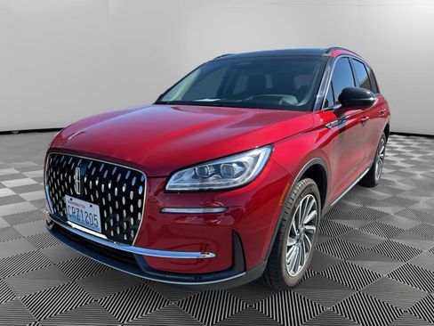 Used 2025 Lincoln Corsair Reserve w/ Equipment Group 202A image 3