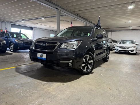 Used 2018 Subaru Forester 2.5i Limited AWD/4WD image 1