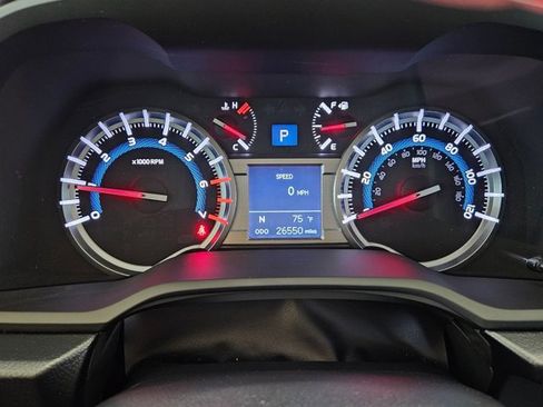 Used 2019 Toyota 4Runner SR5 image 7