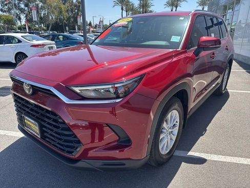 Certified 2026 Toyota Grand Highlander XLE FWD image 15