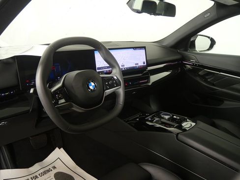 Certified 2024 BMW 530i image 12