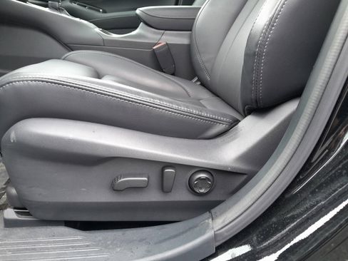 Used 2025 Subaru Legacy Limited image 12