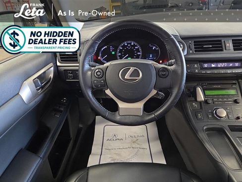 Used 2015 Lexus CT 200h w/ Seat Comfort Package FWD image 18