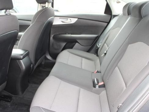 Used 2023 Kia Forte LXS w/ LXS Technology Package FWD image 32