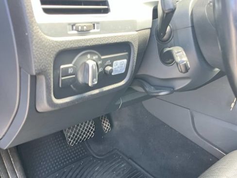 Used 2016 Volkswagen Touareg TDI AWD/4WD image 33
