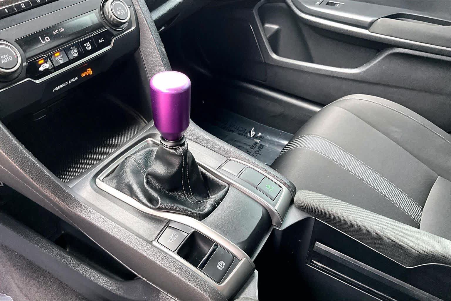 Used 2018 Honda Civic Sport image 16