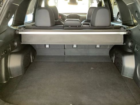 Used 2025 Subaru Forester Limited image 28