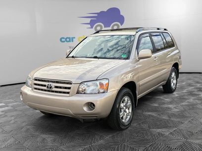 Used 2005 Toyota Highlander 4WD V6 w/ 3rd Row