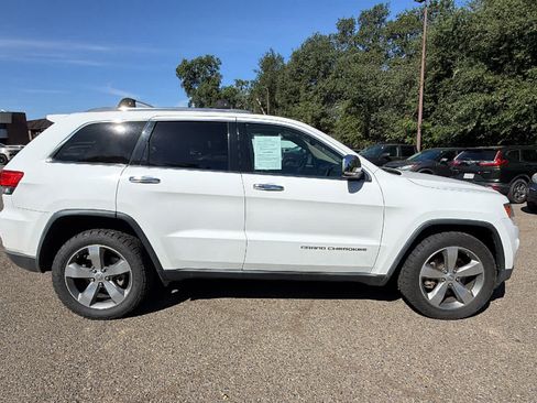 Used 2014 Jeep Grand Cherokee Limited w/ Trailer Tow Group IV AWD/4WD image 4