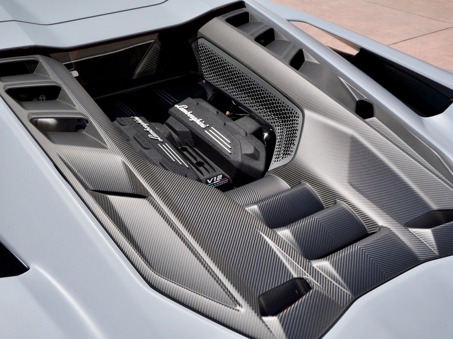 Used 2024 Lamborghini Revuelto AWD/4WD image 16