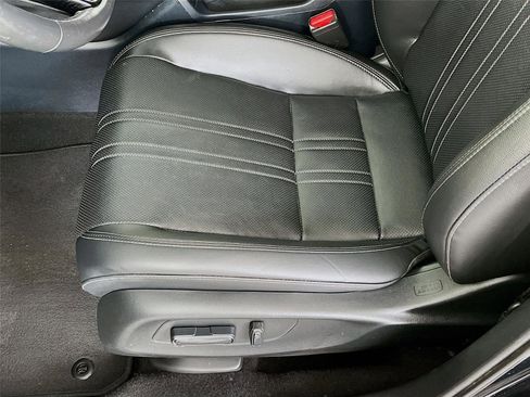 Used 2024 Honda HR-V EX-L image 23