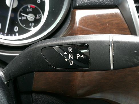 Used 2015 Mercedes-Benz GL 450 4MATIC image 25