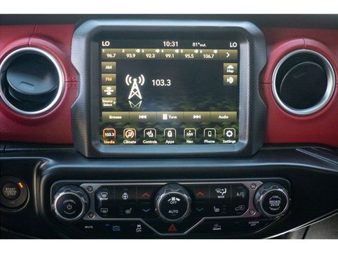 Used 2023 Jeep Wrangler Unlimited Rubicon 4xe AWD/4WD image 12