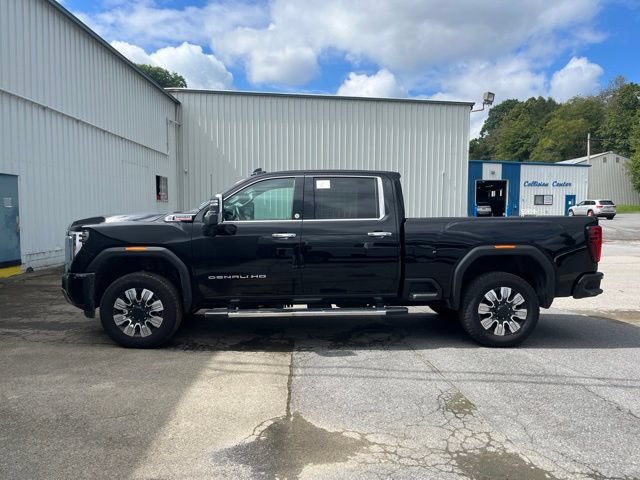 Used 2026 GMC Sierra 2500 Denali w/ Technology Package AWD/4WD image 8